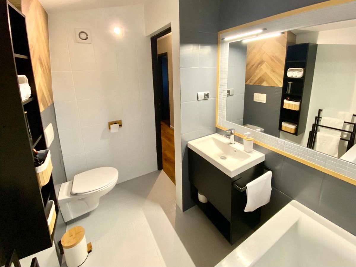 Yose - 160 M2 Na Wylacznosc * Poznań